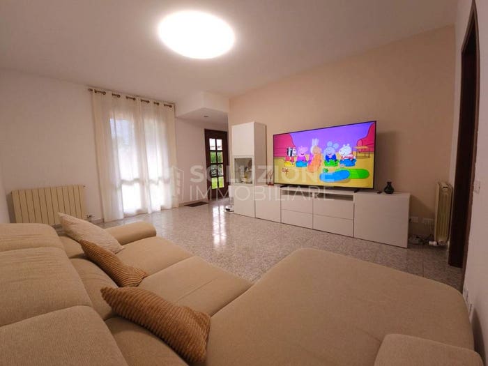 Appartamento quadrilocale in vendita in Via Aldo Moro, Centro, Pedrengo