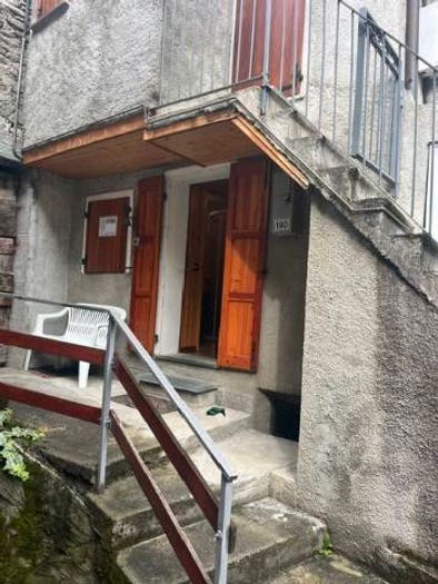 Appartamento trilocale in vendita in Via Don Bepp, Lanzada