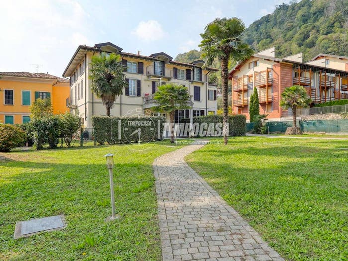 Appartamento trilocale in vendita in Via Giuseppe Toscani, Induno Olona