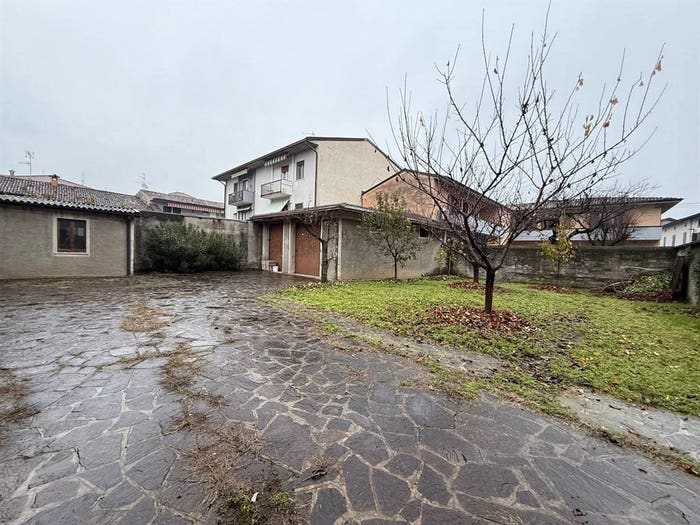 Casa con 5 locali in vendita in VIA MAZZINI, Mornico al Serio