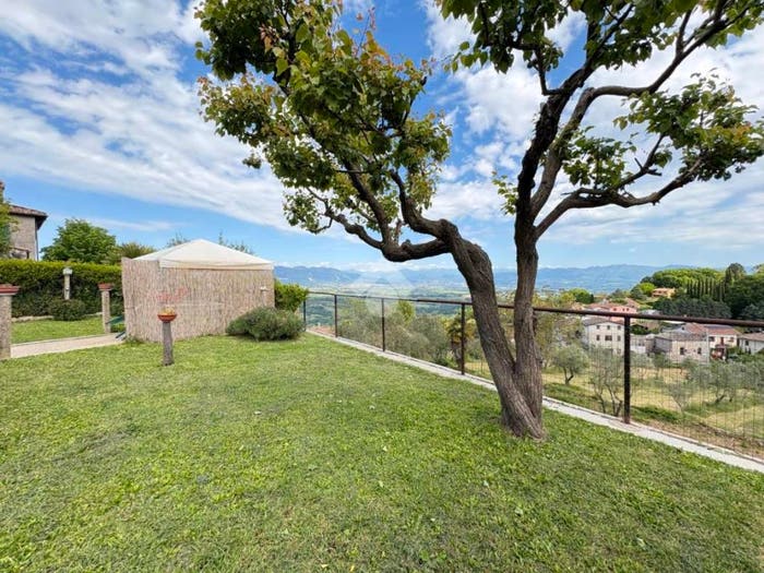 Casa quadrilocale in vendita in Via del Pellegrino, Capitone, Narni