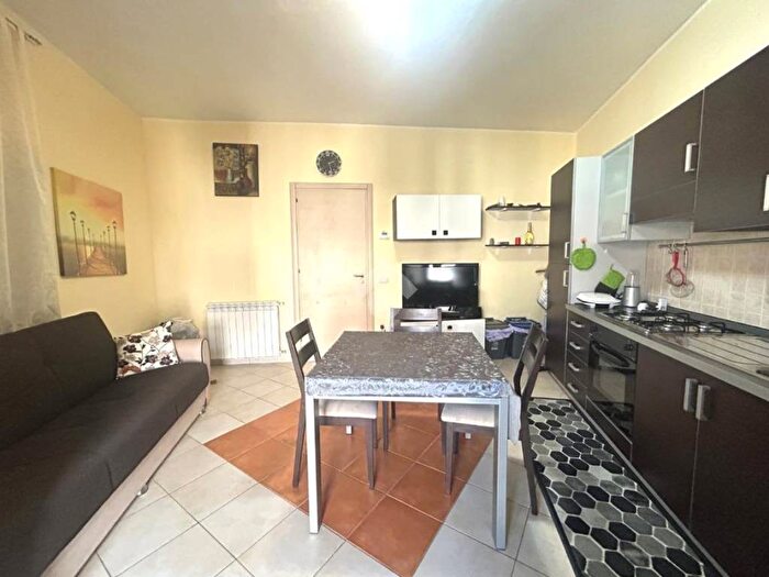 Appartamento trilocale in vendita in Via Fiume Tacina, Siano Cava, Catanzaro