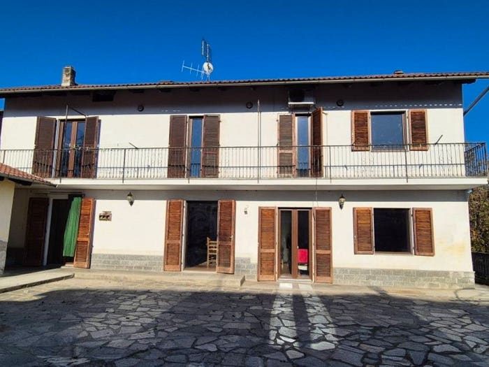 Casa con 6 locali in vendita in VIA CASA PORTA, Cavagnolo