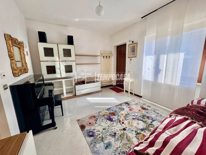 Casa trilocale in vendita in Viale Montecatini, Pontelagoscuro, Ferrara