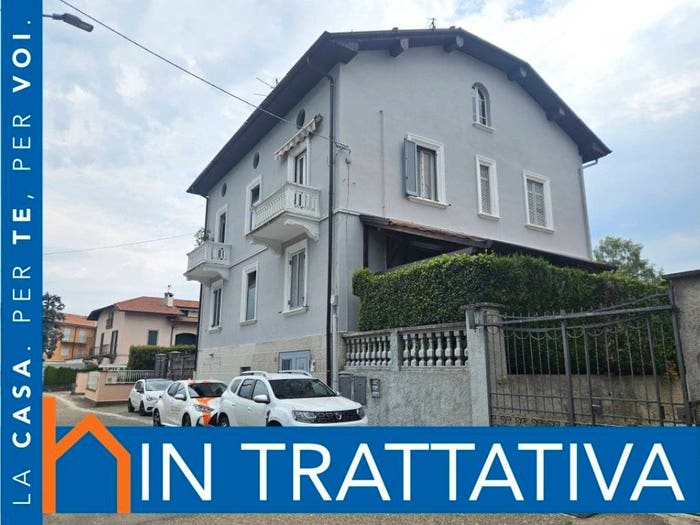 Appartamento bilocale in vendita in Via Guglielmo Oberdan, San Salvatore, Malnate
