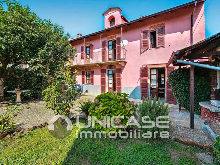Casa quadrilocale in vendita in Via Assietta, Centro, Bricherasio
