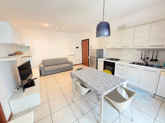 Appartamento con 5 locali in vendita in Via Tezze, Centro, Silea