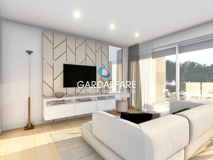 Casa trilocale in vendita in Via San Zeno, Rivoltella, Desenzano del Garda
