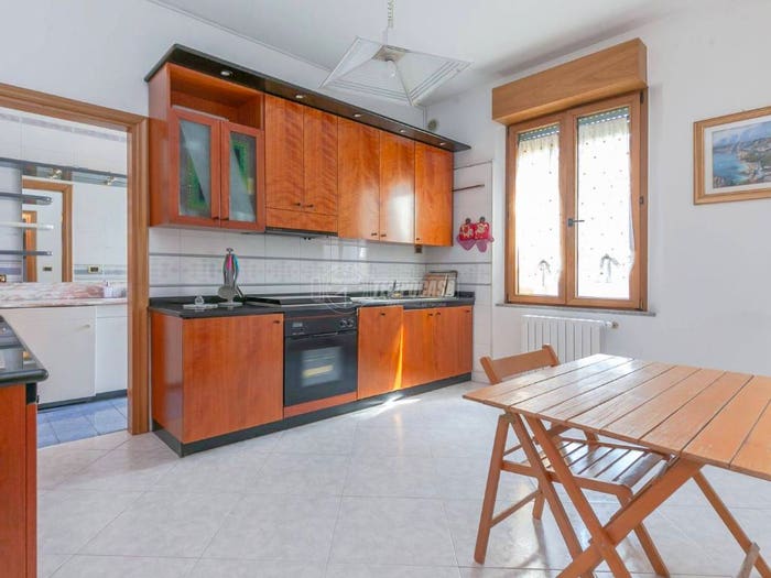 Appartamento trilocale in vendita in Via Privata Costanzo Cantoni, Farini, Milano