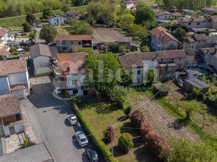 Casa con 6 locali in vendita in Via della Chiesa, Mussons, Morsano al Tagliamento