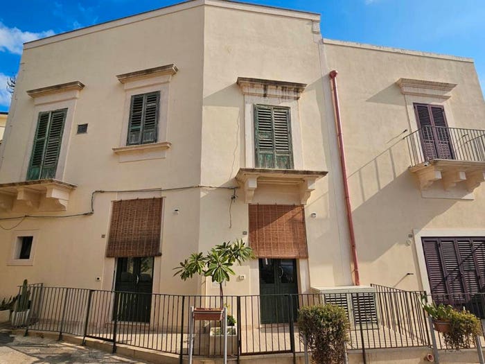 Casa con 5 locali in vendita in Via Fornai, Pozzallo