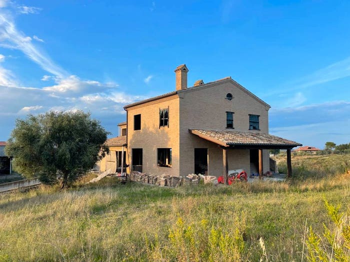 Casa con 6 locali in vendita in CONTRADA SANT'ANDREA, Cupra Marittima