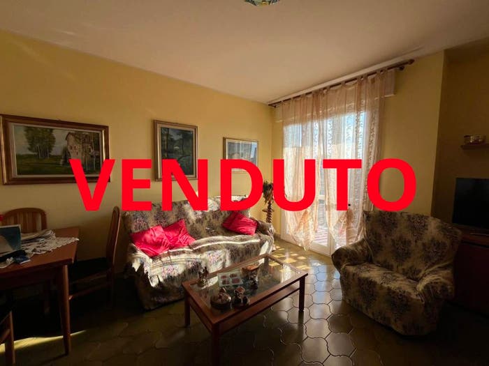 Appartamento trilocale in vendita in Via Eugenio Curiel, Corsico