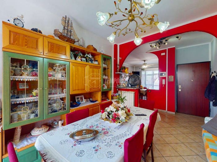 Appartamento con 5 locali in vendita in Via Dante di Nanni, Centro, Orbassano
