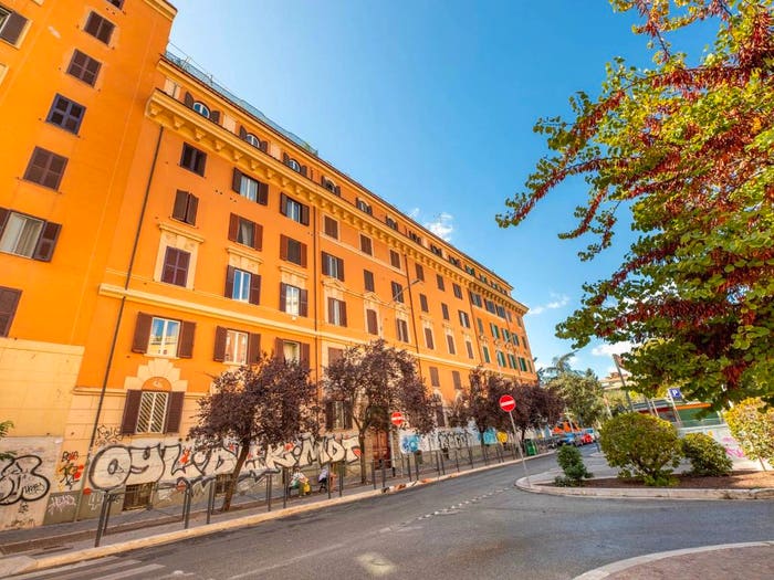 Appartamento trilocale in vendita in Largo Vercelli, Re di Roma, Roma