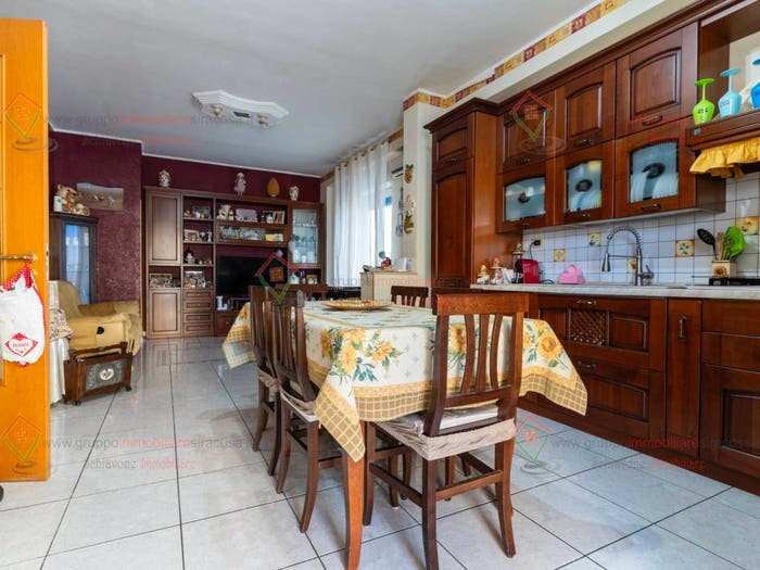 Appartamento trilocale in vendita in Via G Parlato, Santa Panagia Teracati, Siracusa