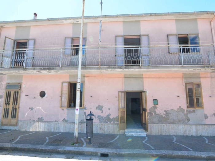 Casa quadrilocale in vendita in Aquilonia