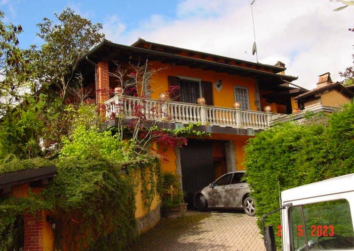 Casa con 6 locali in vendita in Via Michele Thea, Castelletto Molina