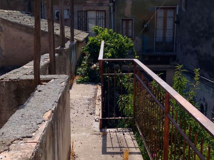 Casa con 5 locali in vendita in Via Amore, Paternò