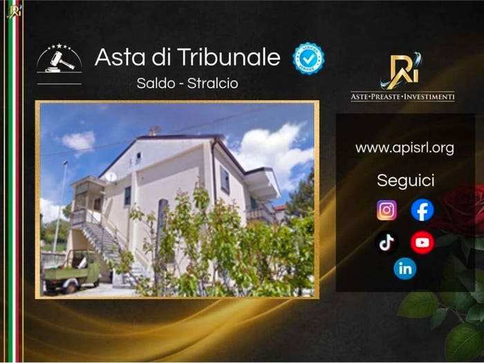 Appartamento quadrilocale in vendita in Via Generale dalla Chiesa, Centro, Bella