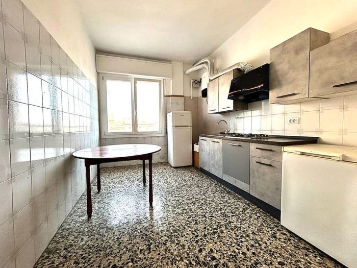 Appartamento con 6 locali in vendita in Viale San Giorgio, Centro, Sassuolo