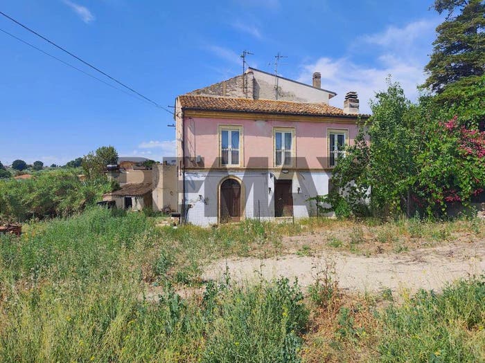 Casa con 6 locali in vendita in Via Roma, Paglieta