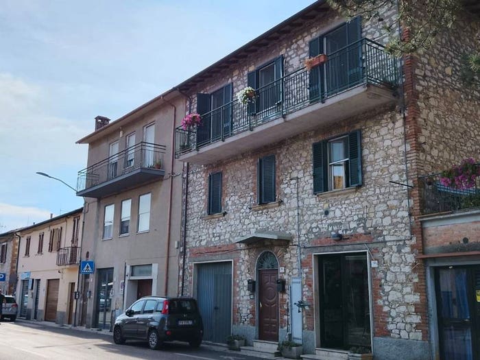 Appartamento trilocale in vendita in Strada di Ponte d'Oddi, San Marco Oliveto, Perugia