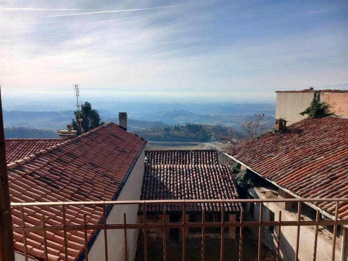 Casa con 5 locali in vendita in Via Serra, Centro, Albugnano