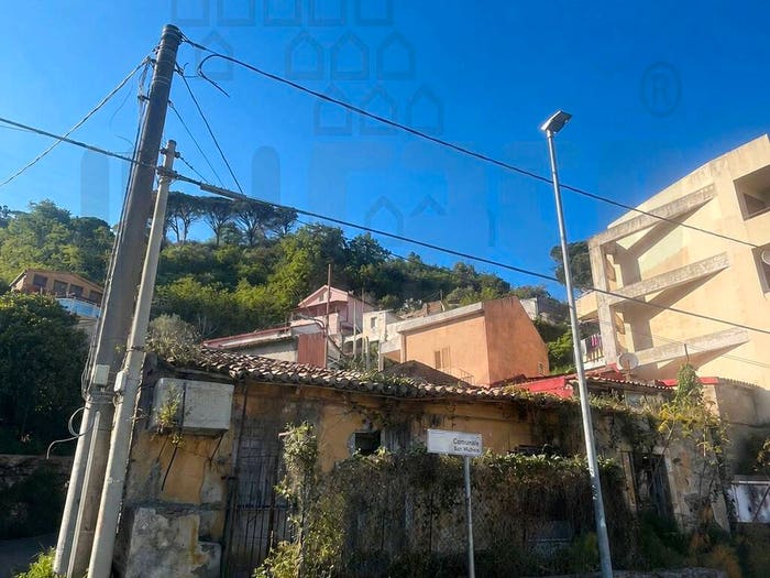 Casa bilocale in vendita in Via comunale San Michele Reginella, Centro Storico, Messina