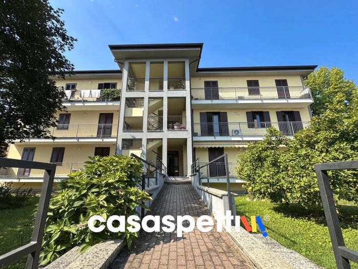 Appartamento trilocale in vendita in Via Sandro Pertini, Casorate Primo