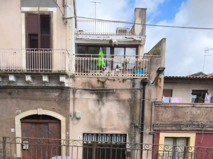 Casa trilocale in vendita in Via Perriera, Centro, Pedara