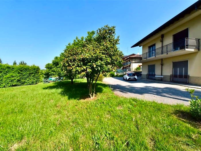 Casa con 6 locali in vendita in Capiago Intimiano Olmeda, Capiago Intimiano