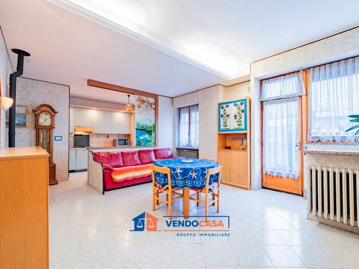 Casa con 5 locali in vendita in Via San Mauro, Boves