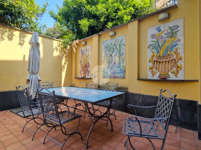 Casa con 5 locali in vendita in Corso vittorio emanuele III, Frattamaggiore