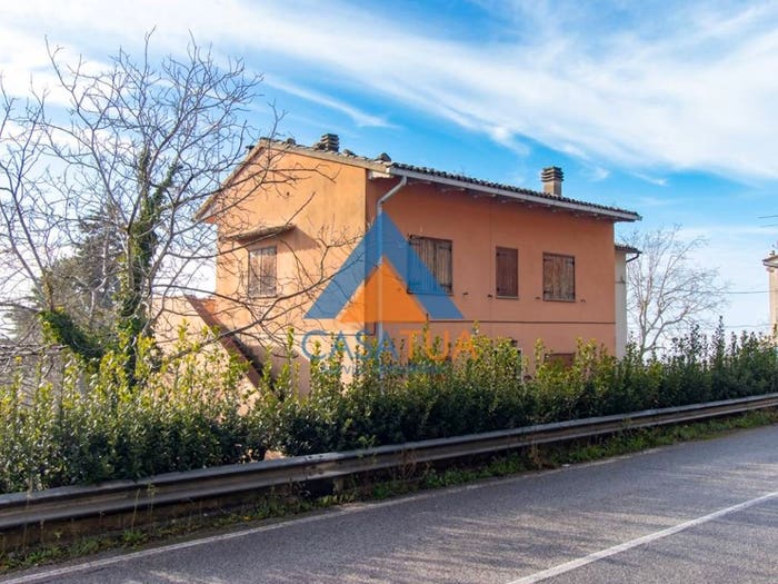 Casa con 6 locali in vendita in Via Rimembranze, Centro, Amelia