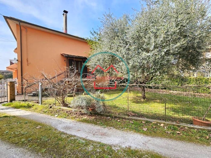 Casa con 5 locali in vendita in Via Vieri Orsucci, Borgo A Buggiano, Buggiano