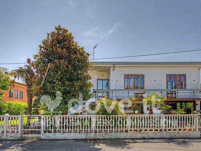 Casa con 5 locali in vendita in Via G Parini, Centro, Legnago