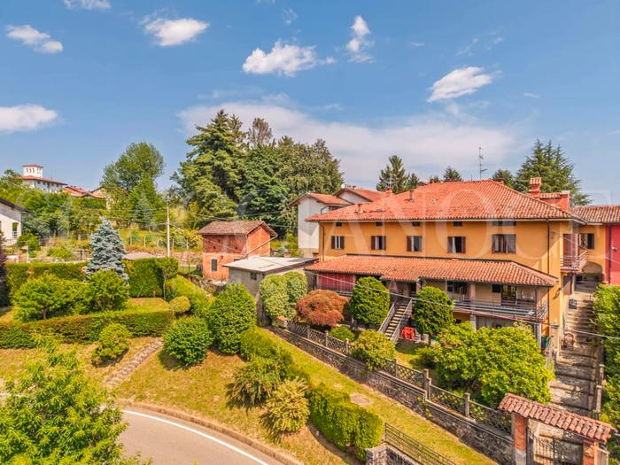 Casa con 6 locali in vendita in Frazione Masere, Bioglio