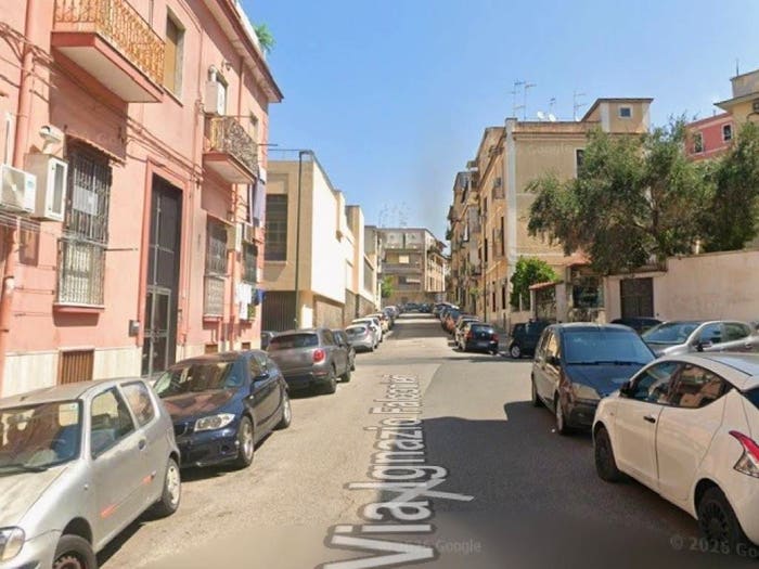Appartamento bilocale in vendita in Via Ignazio Falconieri, Capodichino, Napoli