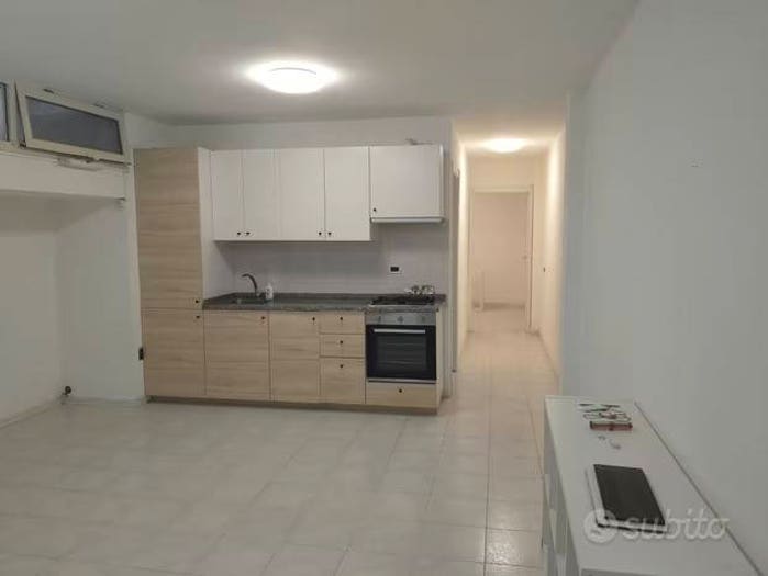 Appartamento trilocale in vendita in Via Turbigo Cagliari Ca Italia, Is Mirrionis, Cagliari