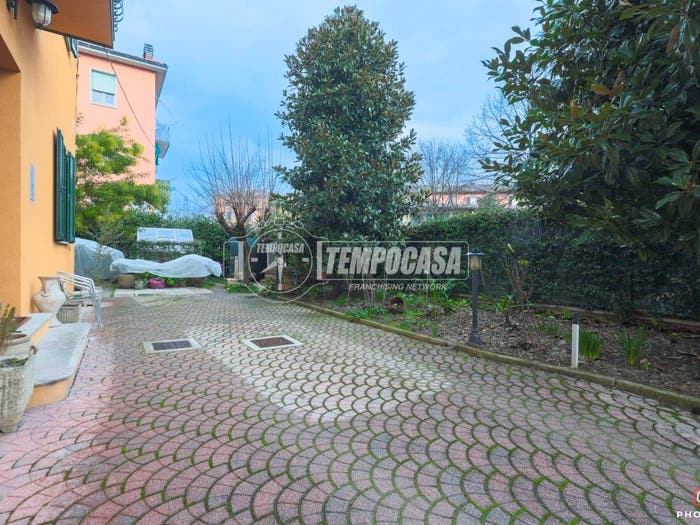 Casa con 5 locali in vendita in Via della Salute, Borgo Panigale, Bologna
