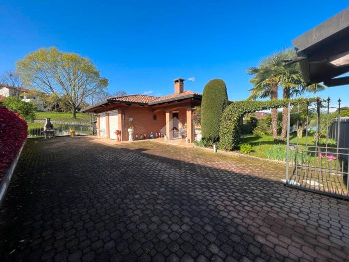 Casa trilocale in vendita in Via porta pia, Centro, Cuceglio