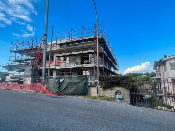 Appartamento quadrilocale in vendita in Via Germania, Marco Simone, Guidonia Montecelio