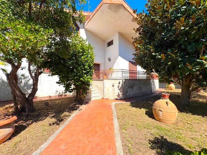 Casa con 6 locali in vendita in Via Corbara, Sant'agata, Sessa Aurunca