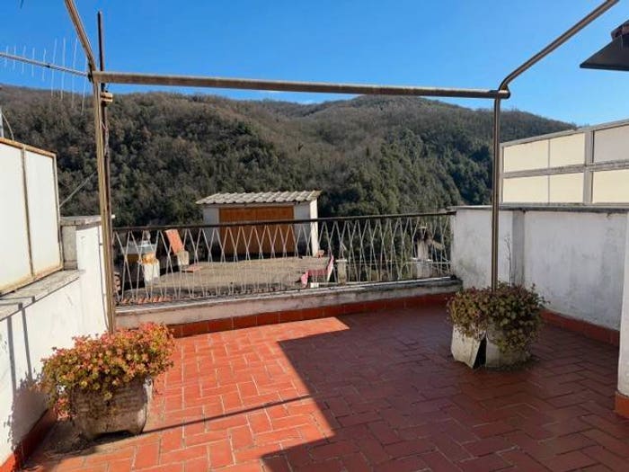Appartamento trilocale in vendita in Vicolo dello Scoglio, Centro, Licenza