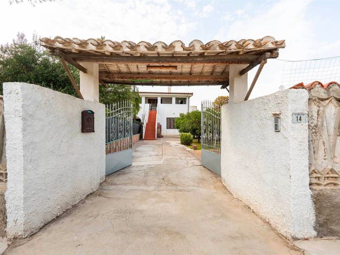 Casa con 6 locali in vendita in via Quirra, Foxi Sant'Andrea, Quartu Sant'Elena