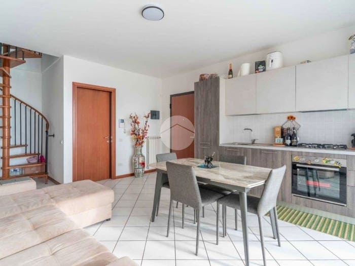 Appartamento quadrilocale in vendita in Via salvini, Trezzano sul Naviglio