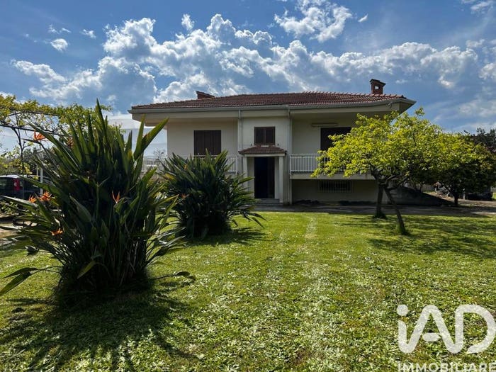 Casa trilocale in vendita in Via Zaccagnini, Centro, Tortolì