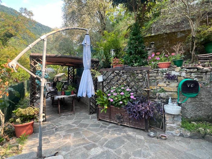 Casa con 6 locali in vendita in Località Novegina, Calice al Cornoviglio