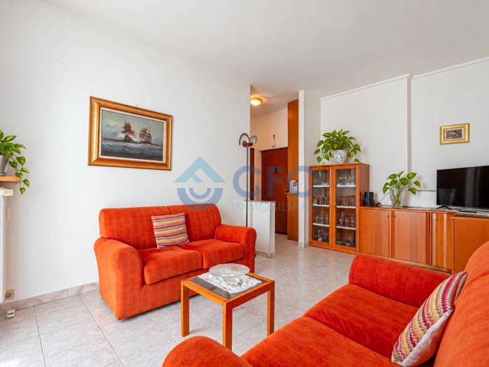 Appartamento trilocale in affitto in Via Giuba, Cimiano, Milano